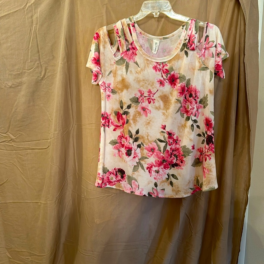 NWOT Now N Forever cold shoulder blouse floral 2X